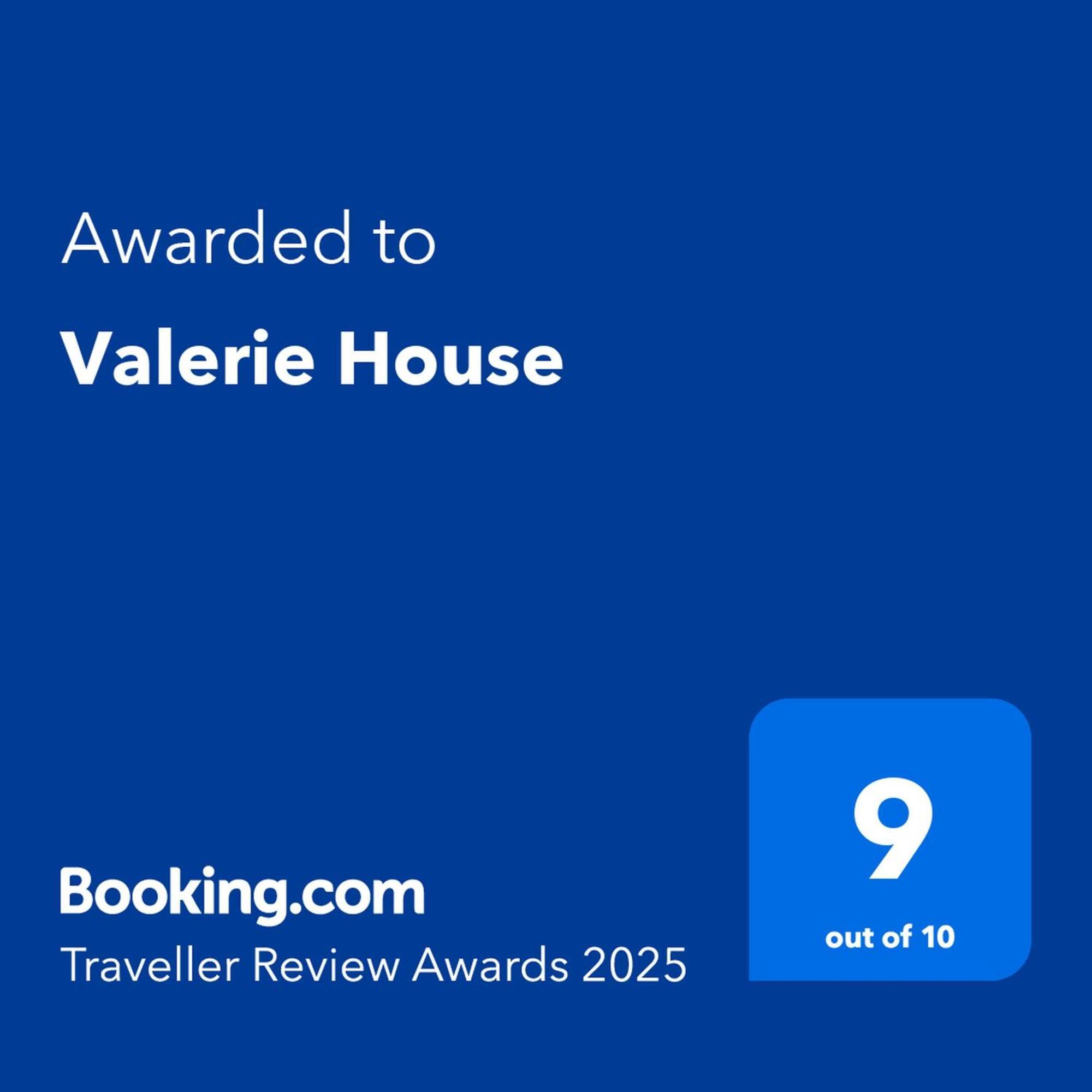 Valerie House Apartment Милано Екстериор снимка